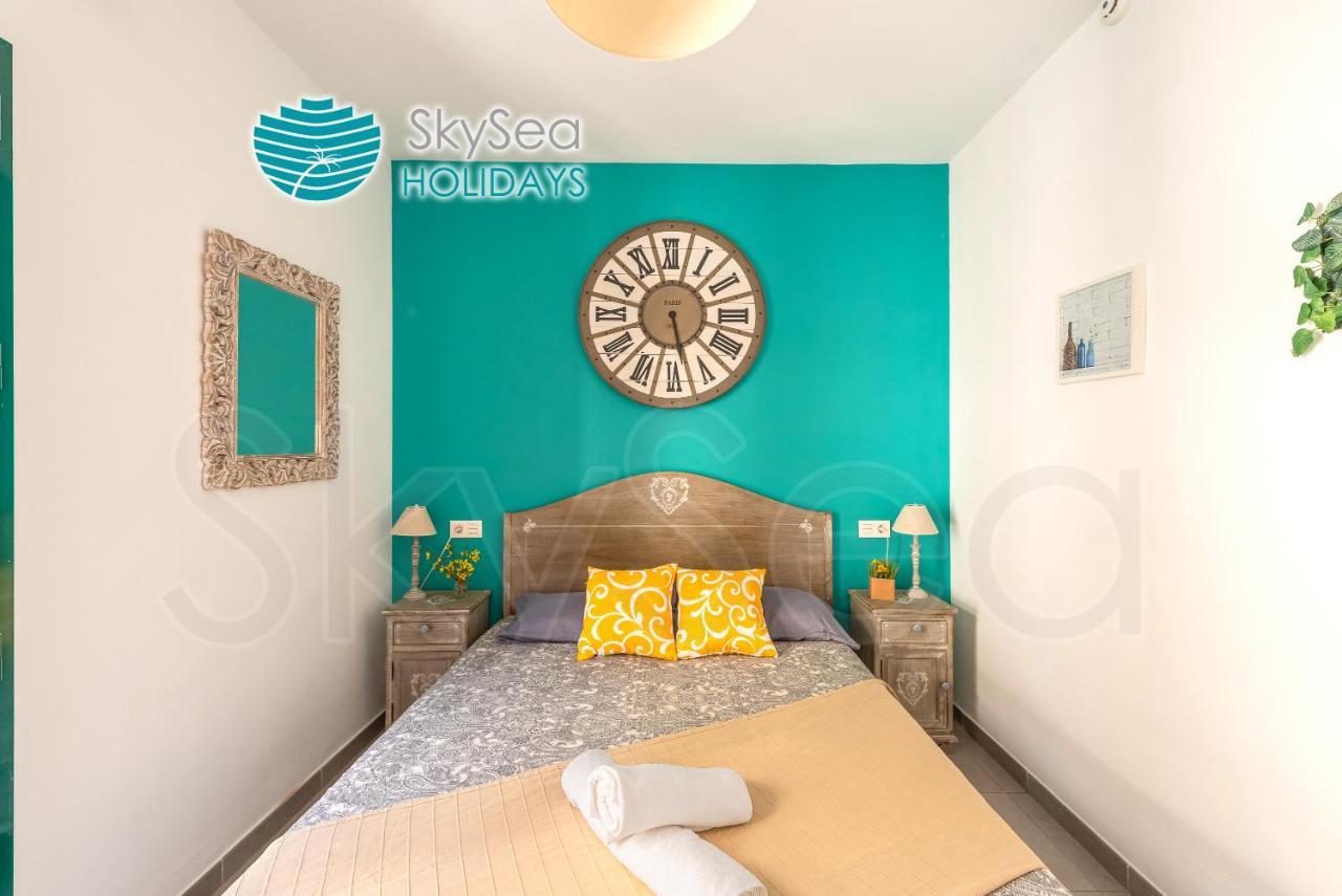 Skysea Holidays City Center Suites Málaga Dış mekan fotoğraf