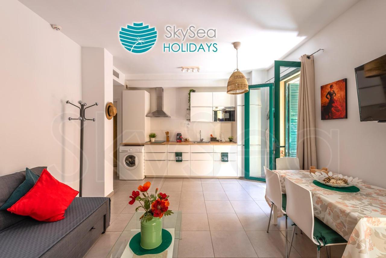 Skysea Holidays City Center Suites Málaga Dış mekan fotoğraf